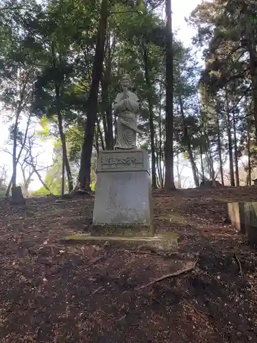 大田原神社の像