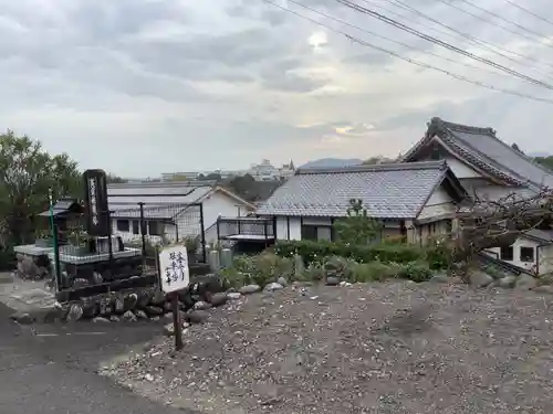 小山寺の建物その他