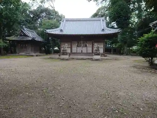 進雄神社の本殿・本堂