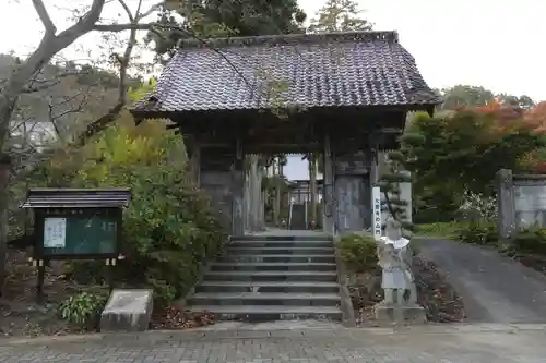 法輪山　大慈寺の山門