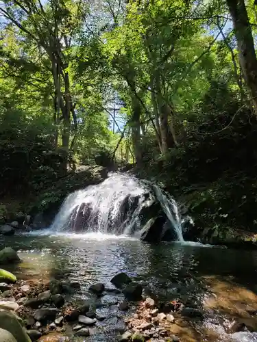 大峯不動尊の周辺