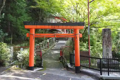 満願滝弁財天(大阪府)