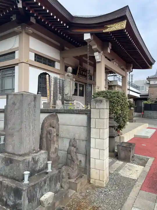 勝興寺の{uncategorized: "未分類", other: "その他", undefined: "問題あり", building: "その他建物", grave: "お墓", sacred_gate: "鳥居", guardian: "狛犬", statue: "像", buddha: "仏像", history: "歴史", nature: "自然", garden: "庭園", animal: "動物", pagoda: "塔", temizu: "手水舎", mountain_gate: "山門・神門", sanctuary: "本殿・本堂", subordinate: "末社・摂社", art: "芸術", scenery: "景色", jizo: "地蔵", ema: "絵馬", goshuin: "御朱印", omikuji: "おみくじ", items: "授与品その他", amulet: "お守り", goshuincho: "御朱印帳", eats: "食事", festival: "お祭り", votive_dance: "神楽", shichigosan: "七五三参", wedding: "結婚式", experience: "体験その他", initially: "初詣", around: "周辺", anti_infection: "感染症対策"}