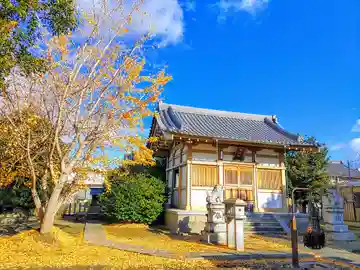 白山社の本殿・本堂