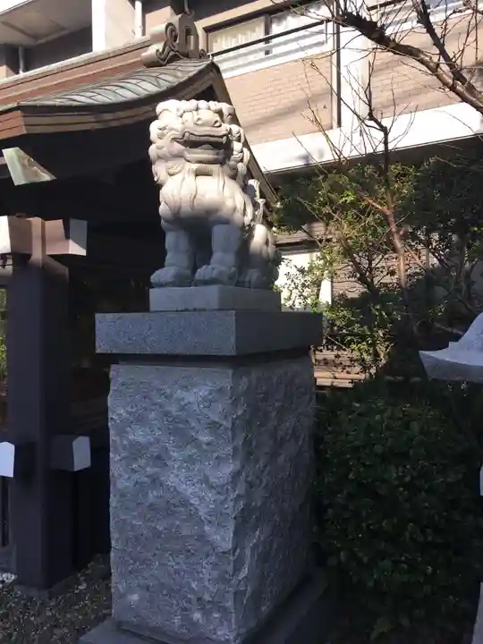 神楽坂若宮八幡神社の狛犬
