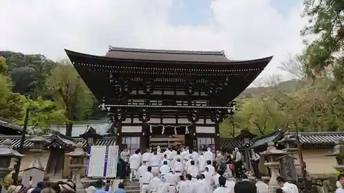 松尾大社の山門・神門