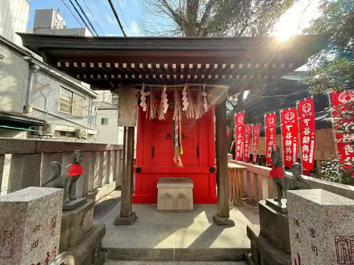 下谷神社の{uncategorized: "未分類", other: "その他", undefined: "問題あり", building: "その他建物", grave: "お墓", sacred_gate: "鳥居", guardian: "狛犬", statue: "像", buddha: "仏像", history: "歴史", nature: "自然", garden: "庭園", animal: "動物", pagoda: "塔", temizu: "手水舎", mountain_gate: "山門・神門", sanctuary: "本殿・本堂", subordinate: "末社・摂社", art: "芸術", scenery: "景色", jizo: "地蔵", ema: "絵馬", goshuin: "御朱印", omikuji: "おみくじ", items: "授与品その他", amulet: "お守り", goshuincho: "御朱印帳", eats: "食事", festival: "お祭り", votive_dance: "神楽", shichigosan: "七五三参", wedding: "結婚式", experience: "体験その他", initially: "初詣", around: "周辺", anti_infection: "感染症対策"}