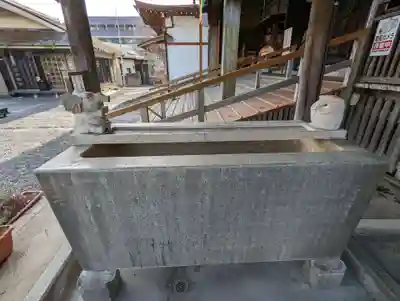 弘明寺の手水舎