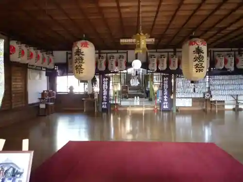 神館飯野高市本多神社の本殿・本堂