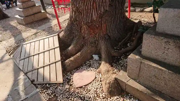 三輪神社のその他建物