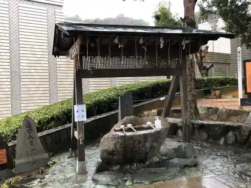 王子神社の手水