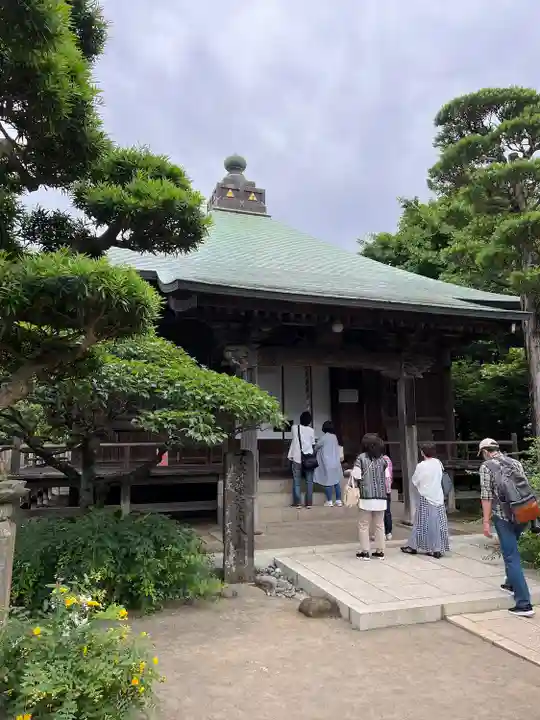 極楽寺(霊鷲山感應院極楽律寺)の本殿・本堂