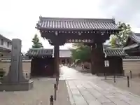 壬生寺の山門・神門
