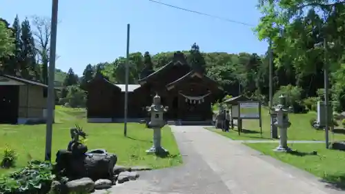 居多神社の建物その他