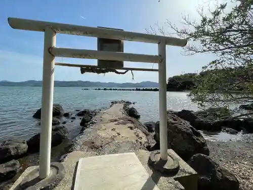 龍神社の鳥居