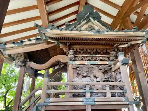 飛木稲荷神社の本殿・本堂
