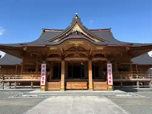 山宮浅間神社の本殿・本堂