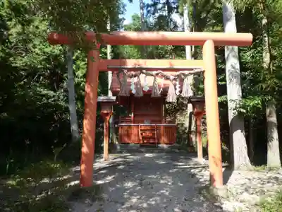 敢國神社の末社・摂社