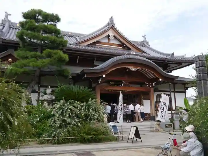 東光院の本殿・本堂