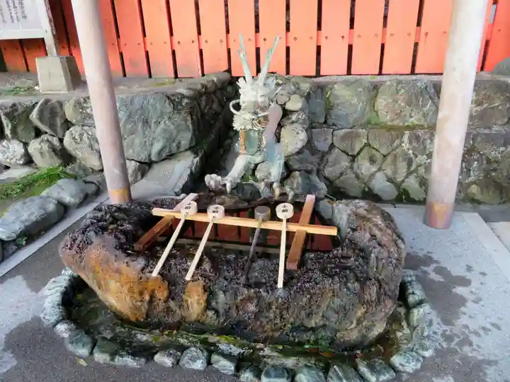 二見興玉神社の手水舎