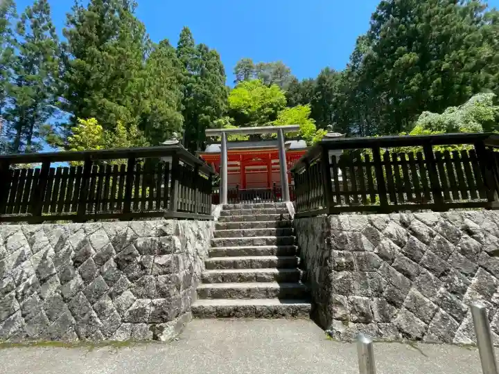 天河大辨財天社禊殿の{uncategorized: "未分類", other: "その他", undefined: "問題あり", building: "その他建物", grave: "お墓", sacred_gate: "鳥居", guardian: "狛犬", statue: "像", buddha: "仏像", history: "歴史", nature: "自然", garden: "庭園", animal: "動物", pagoda: "塔", temizu: "手水舎", mountain_gate: "山門・神門", sanctuary: "本殿・本堂", subordinate: "末社・摂社", art: "芸術", scenery: "景色", jizo: "地蔵", ema: "絵馬", goshuin: "御朱印", omikuji: "おみくじ", items: "授与品その他", amulet: "お守り", goshuincho: "御朱印帳", eats: "食事", festival: "お祭り", votive_dance: "神楽", shichigosan: "七五三参", wedding: "結婚式", experience: "体験その他", initially: "初詣", around: "周辺", anti_infection: "感染症対策"}