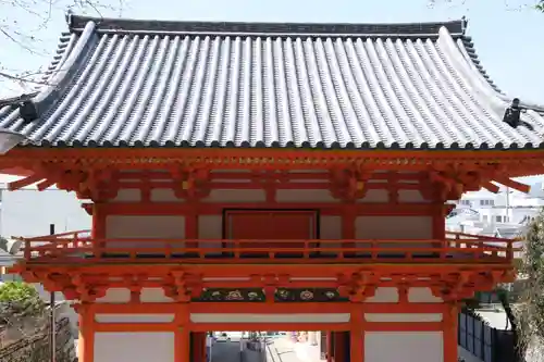 金剛宝寺（紀三井寺）の山門