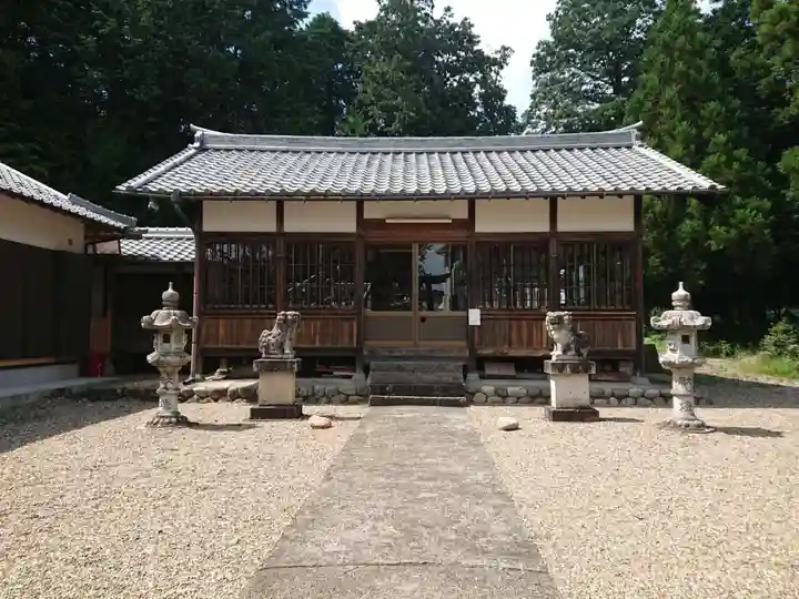 神明神社の本殿・本堂