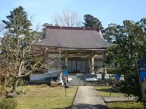 称念寺の本殿