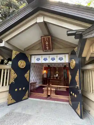東郷神社の末社・摂社