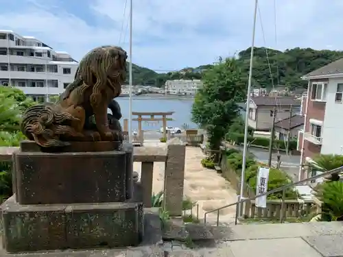 叶神社（東叶神社）の狛犬