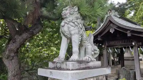 越中白山総社の狛犬