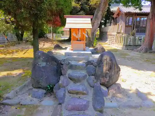 八幡社（須ヶ谷）の末社・摂社