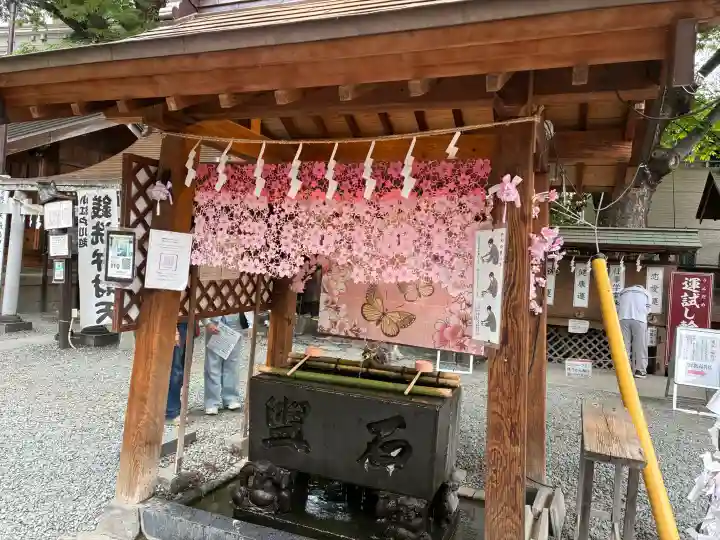 川越熊野神社の{uncategorized: "未分類", other: "その他", undefined: "問題あり", building: "その他建物", grave: "お墓", sacred_gate: "鳥居", guardian: "狛犬", statue: "像", buddha: "仏像", history: "歴史", nature: "自然", garden: "庭園", animal: "動物", pagoda: "塔", temizu: "手水舎", mountain_gate: "山門・神門", sanctuary: "本殿・本堂", subordinate: "末社・摂社", art: "芸術", scenery: "景色", jizo: "地蔵", ema: "絵馬", goshuin: "御朱印", omikuji: "おみくじ", items: "授与品その他", amulet: "お守り", goshuincho: "御朱印帳", eats: "食事", festival: "お祭り", votive_dance: "神楽", shichigosan: "七五三参", wedding: "結婚式", experience: "体験その他", initially: "初詣", around: "周辺", anti_infection: "感染症対策"}