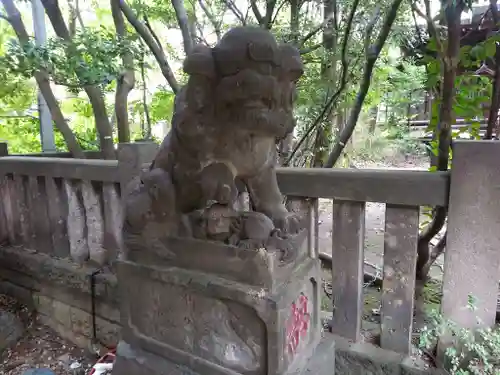 西久保八幡神社の狛犬