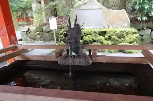 箱根神社の手水舎
