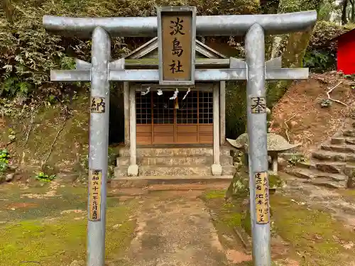 金刀比羅神社の末社