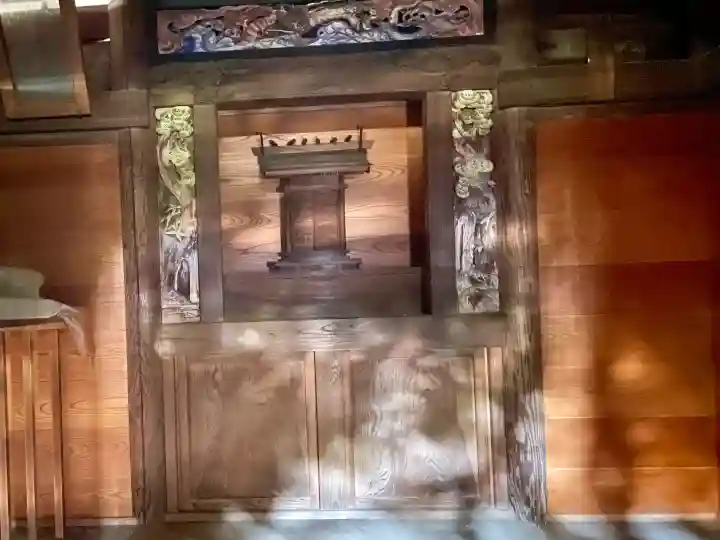 狭山八幡神社の{uncategorized: "未分類", other: "その他", undefined: "問題あり", building: "その他建物", grave: "お墓", sacred_gate: "鳥居", guardian: "狛犬", statue: "像", buddha: "仏像", history: "歴史", nature: "自然", garden: "庭園", animal: "動物", pagoda: "塔", temizu: "手水舎", mountain_gate: "山門・神門", sanctuary: "本殿・本堂", subordinate: "末社・摂社", art: "芸術", scenery: "景色", jizo: "地蔵", ema: "絵馬", goshuin: "御朱印", omikuji: "おみくじ", items: "授与品その他", amulet: "お守り", goshuincho: "御朱印帳", eats: "食事", festival: "お祭り", votive_dance: "神楽", shichigosan: "七五三参", wedding: "結婚式", experience: "体験その他", initially: "初詣", around: "周辺", anti_infection: "感染症対策"}