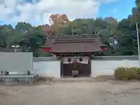 壺井八幡宮の山門・神門