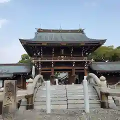 真清田神社の山門