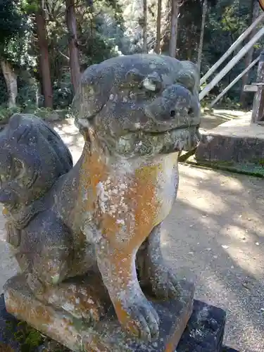 有磯神社の狛犬