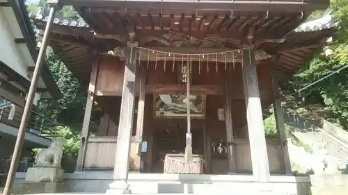水尾神社の本殿・本堂