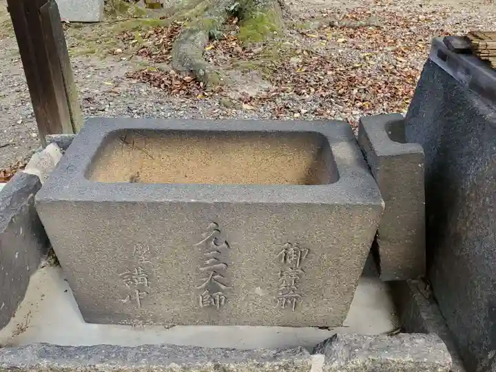 養源院の手水舎