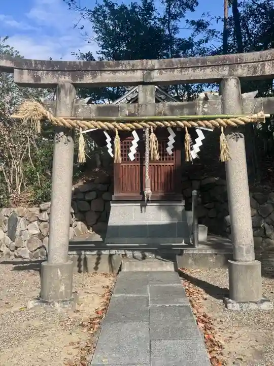 安居神社の{uncategorized: "未分類", other: "その他", undefined: "問題あり", building: "その他建物", grave: "お墓", sacred_gate: "鳥居", guardian: "狛犬", statue: "像", buddha: "仏像", history: "歴史", nature: "自然", garden: "庭園", animal: "動物", pagoda: "塔", temizu: "手水舎", mountain_gate: "山門・神門", sanctuary: "本殿・本堂", subordinate: "末社・摂社", art: "芸術", scenery: "景色", jizo: "地蔵", ema: "絵馬", goshuin: "御朱印", omikuji: "おみくじ", items: "授与品その他", amulet: "お守り", goshuincho: "御朱印帳", eats: "食事", festival: "お祭り", votive_dance: "神楽", shichigosan: "七五三参", wedding: "結婚式", experience: "体験その他", initially: "初詣", around: "周辺", anti_infection: "感染症対策"}