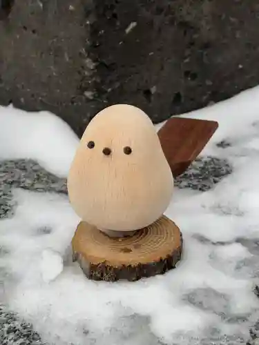 札幌諏訪神社の像