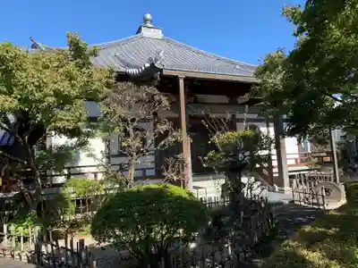 医王寺の本殿・本堂