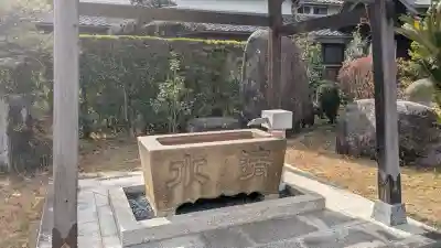 願成寺の{uncategorized: "未分類", other: "その他", undefined: "問題あり", building: "その他建物", grave: "お墓", sacred_gate: "鳥居", guardian: "狛犬", statue: "像", buddha: "仏像", history: "歴史", nature: "自然", garden: "庭園", animal: "動物", pagoda: "塔", temizu: "手水舎", mountain_gate: "山門・神門", sanctuary: "本殿・本堂", subordinate: "末社・摂社", art: "芸術", scenery: "景色", jizo: "地蔵", ema: "絵馬", goshuin: "御朱印", omikuji: "おみくじ", items: "授与品その他", amulet: "お守り", goshuincho: "御朱印帳", eats: "食事", festival: "お祭り", votive_dance: "神楽", shichigosan: "七五三参", wedding: "結婚式", experience: "体験その他", initially: "初詣", around: "周辺", anti_infection: "感染症対策"}