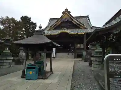 成田山新勝寺の本殿・本堂