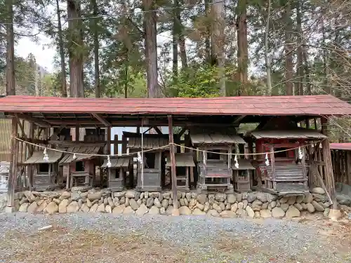 野巻椋神社の末社