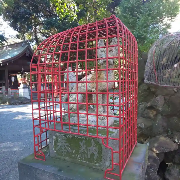 大稲荷神社の狛犬