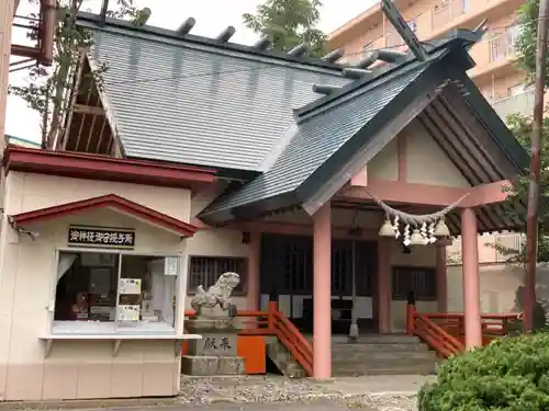 三吉神社の本殿